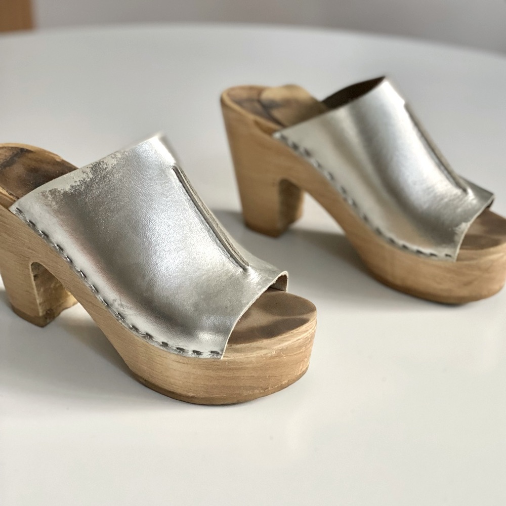 Sven’s No. 6 Silver platform heel